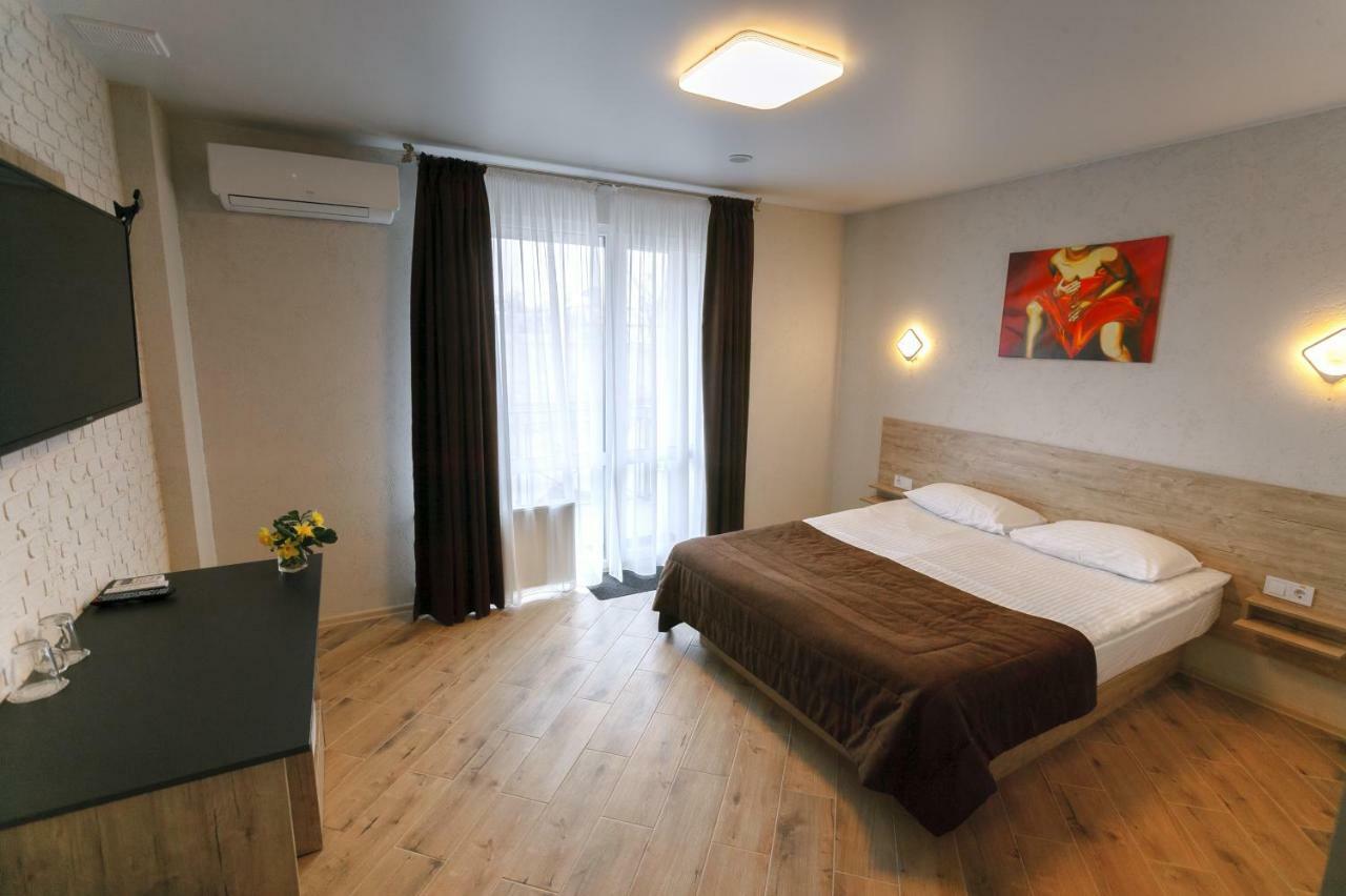Raziotel Rishelyevskiy خيرسون المظهر الخارجي الصورة